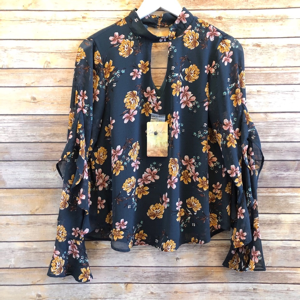 Lily White Floral Blouse (Navy & Floral) NWOT (Tags removed)